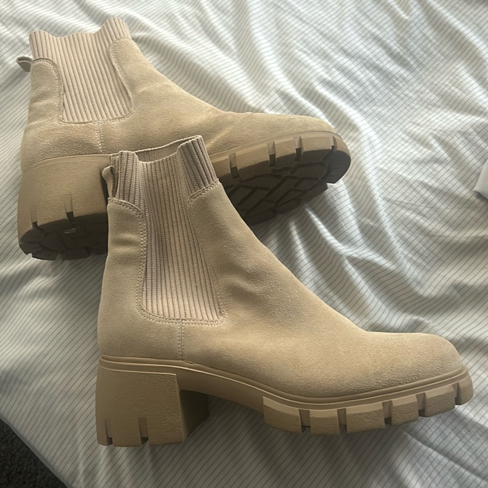 Steve Madden Boots